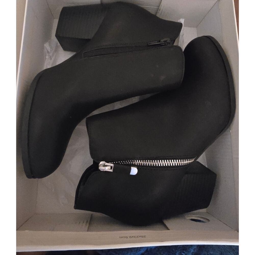 Style & Co Masrinaa Ankle Booties in Black New in Box Size 7 - Picture 5 of 6
